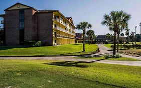 Quality Inn And Suites Golf Resort Naples